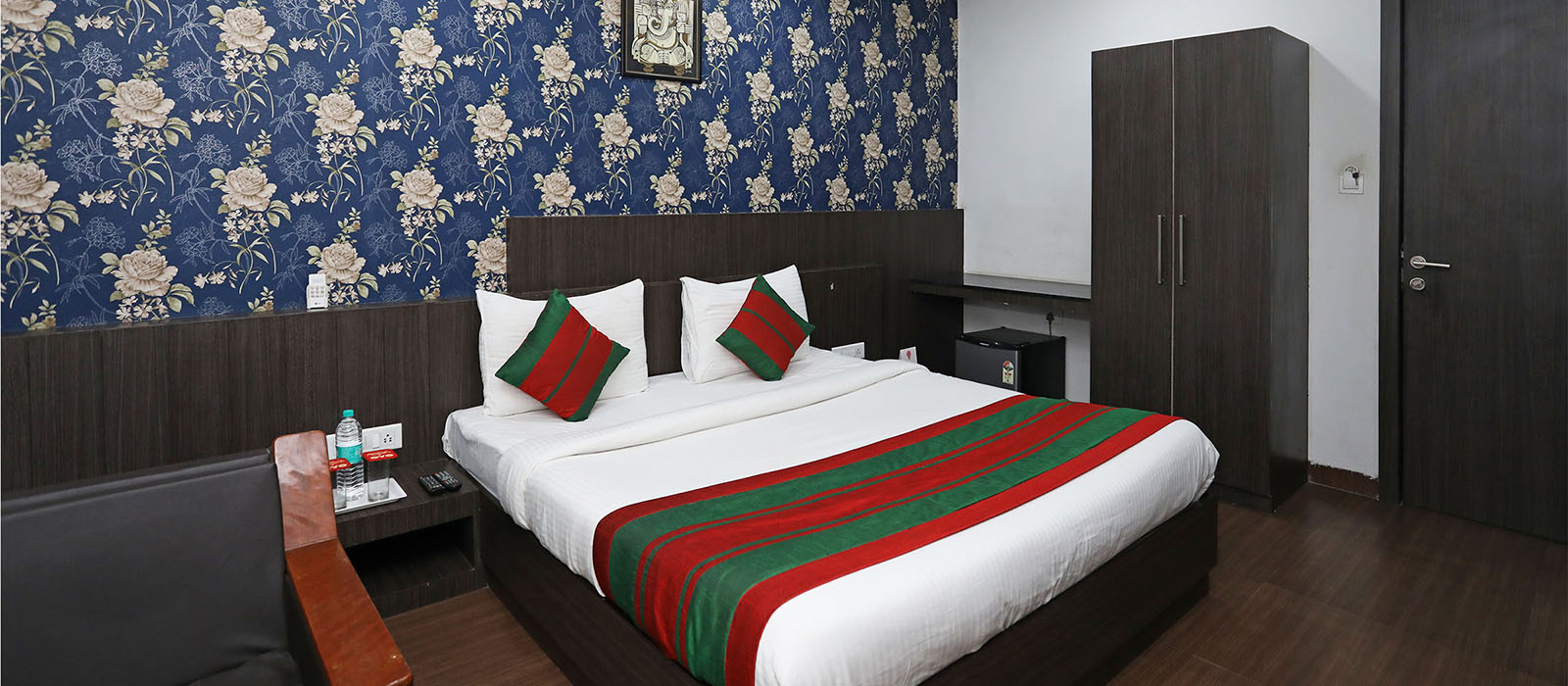 Hotel Flowers Inn Room View