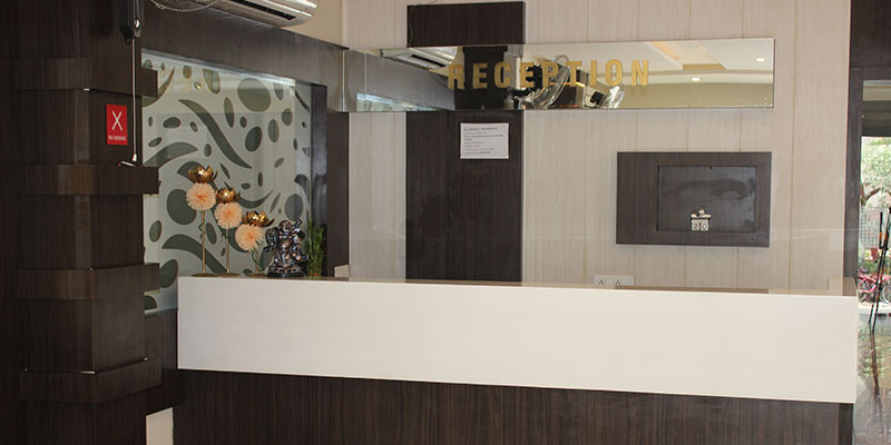 Hotel Flowers Inn Reception