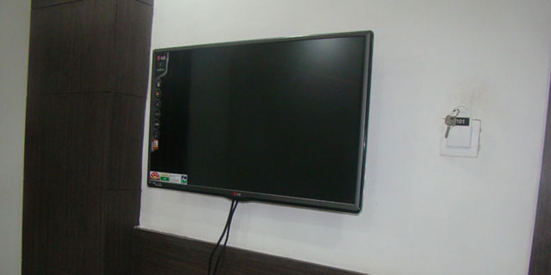 Hotel Flowers Inn Room LED